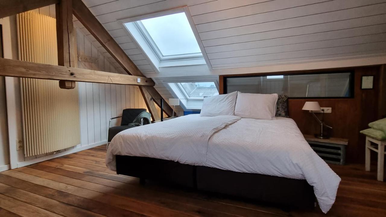 Een Vleugje Wellness In De Voerstreek - Bed & Brocante Onder De Poort Вурен Екстериор снимка