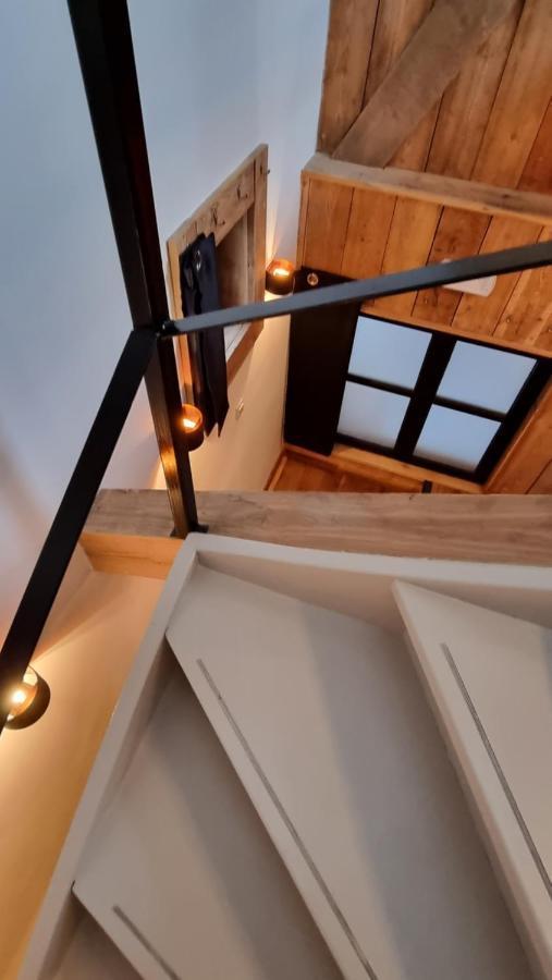 Een Vleugje Wellness In De Voerstreek - Bed & Brocante Onder De Poort Вурен Екстериор снимка